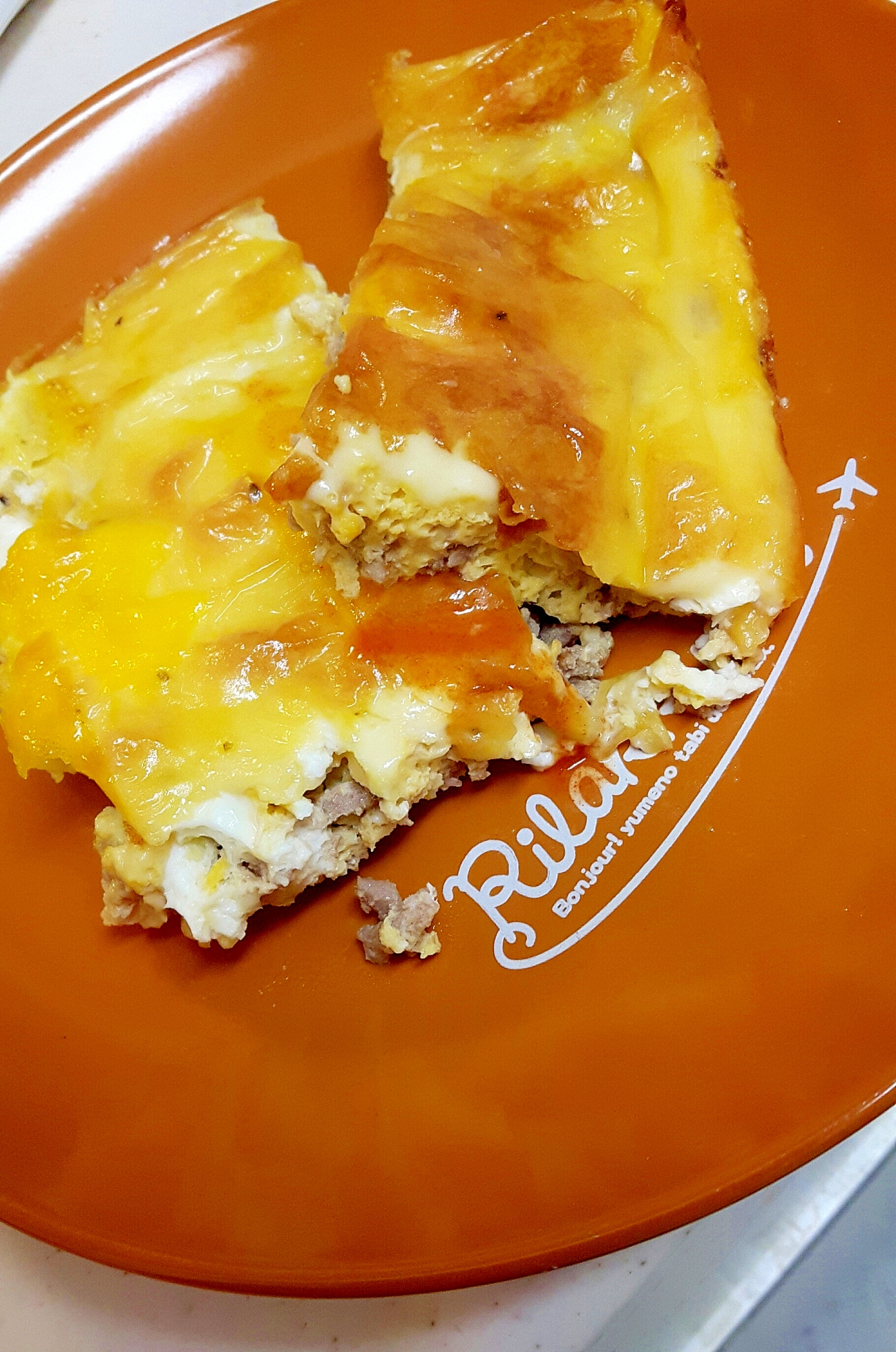 簡単 チーズたっぷりひき肉のグラタン風オムレツ レシピ 作り方 By Acchan66 楽天レシピ
