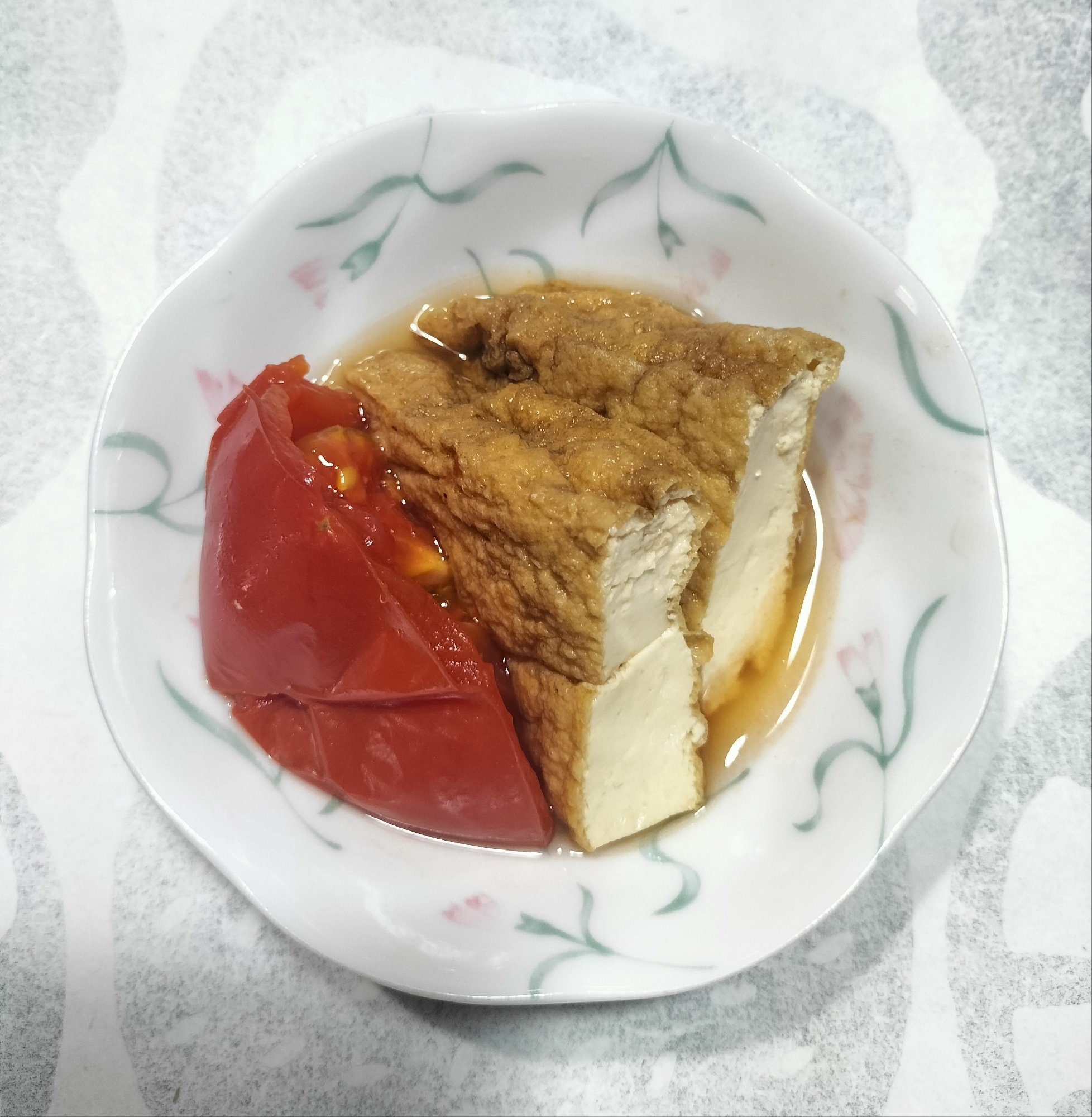 トマトと厚揚げの煮物