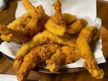 衣が剥がれてしまって上手く出来ないイメージでしたが、
しっかりと衣がついた美味しいエビフライが出来ました！
このやり方なら揚げ物の苦手意識がなくなりそうです！