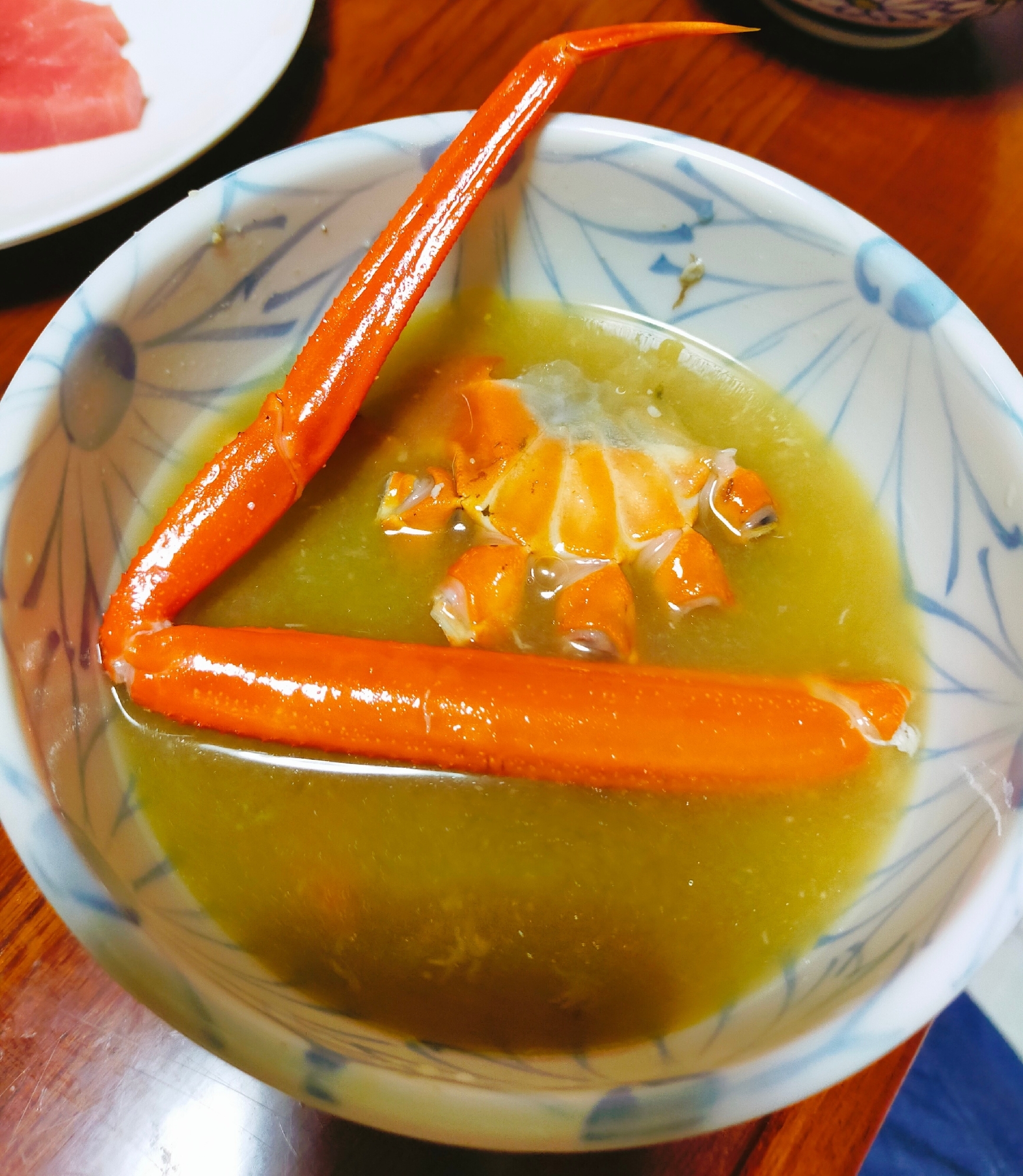 カニの旨味たっぷり♪カニの味噌汁