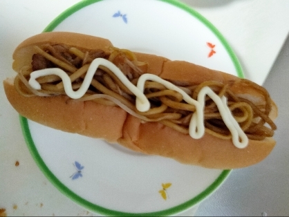 子供が喜ぶ(^^)キャベツたっぷり焼きそばパン♪