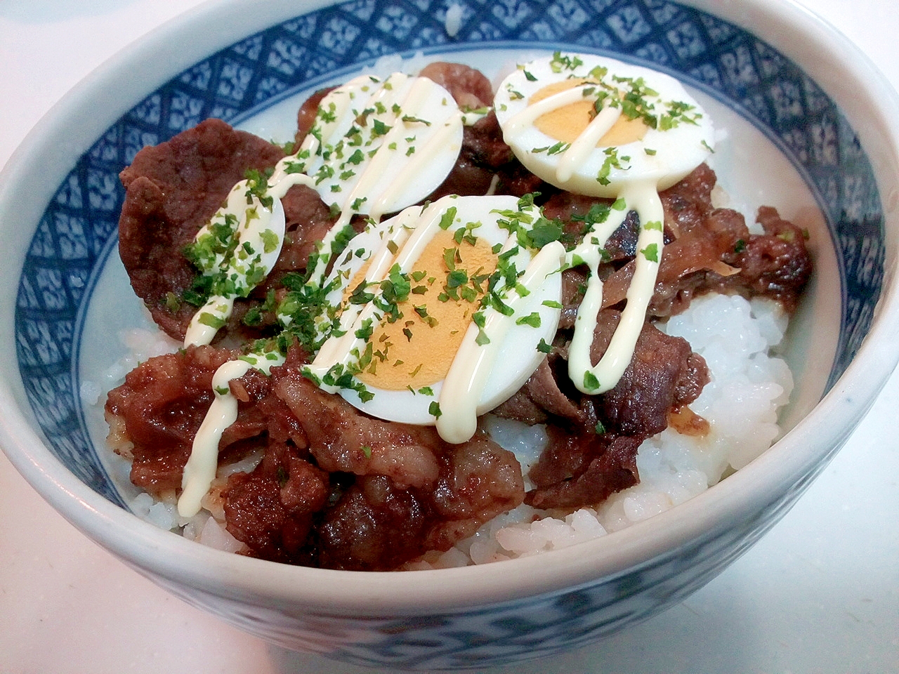 ゆで卵・牛丼