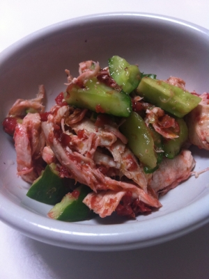 たたききゅうりとささみの梅おかか和え