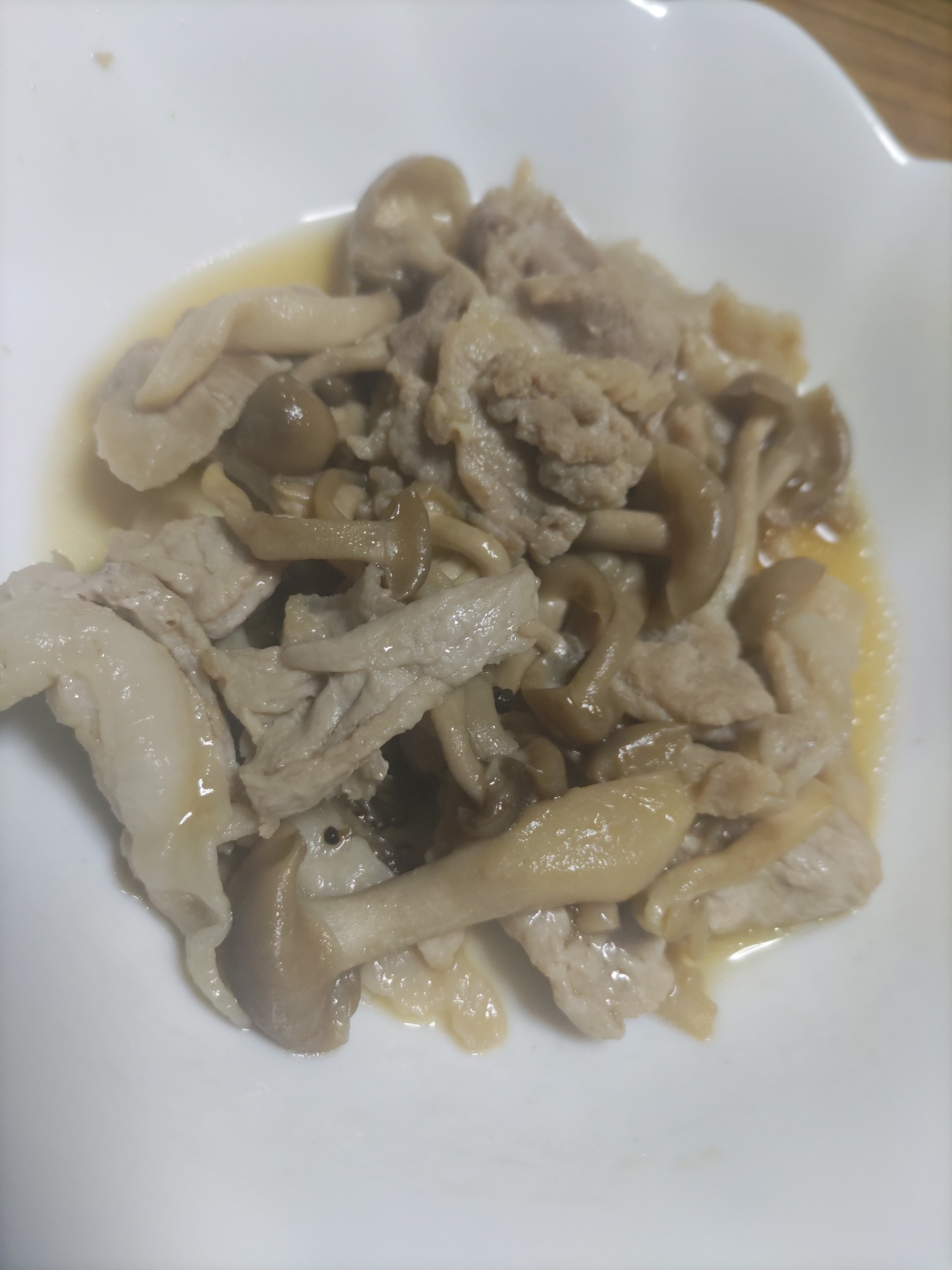 豚肉としめじの和風炒め