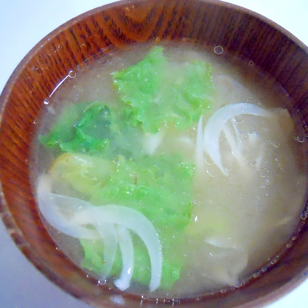 新玉葱とレタス ココナッツオイル入り味噌汁 レシピ 作り方 By ブ 子 楽天レシピ 新玉葱とレタス ココナッツオイル入り味噌汁 レシピ 作り方 By ブ 子 楽天レシピ