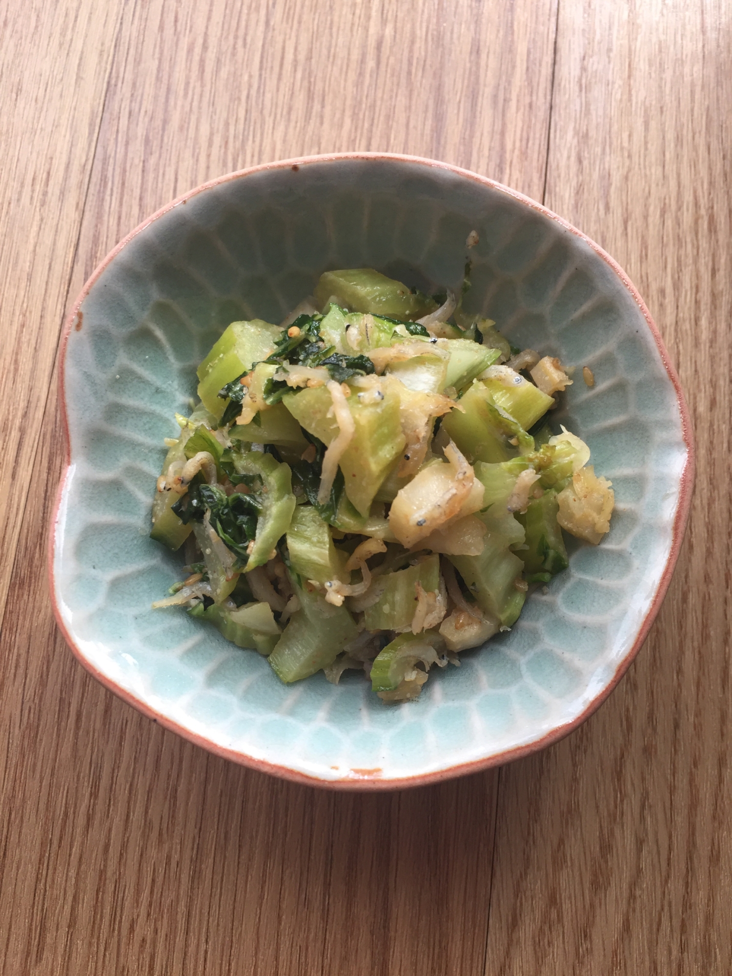 美味しい カリフラワーの葉 茎とシラスの炒め物 レシピ 作り方 By Sayu Mama 楽天レシピ 美味しい カリフラワーの葉 茎とシラスの炒め物 レシピ 作り方 By Sayu Mama 楽天レシピ