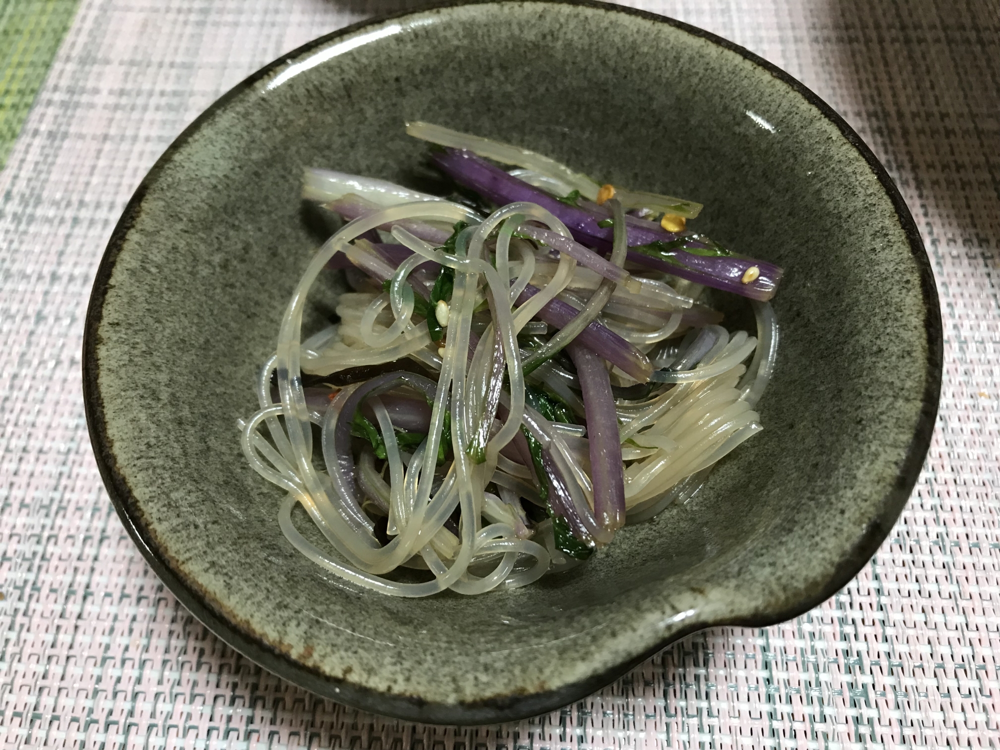 紫水菜と春雨の酢の物
