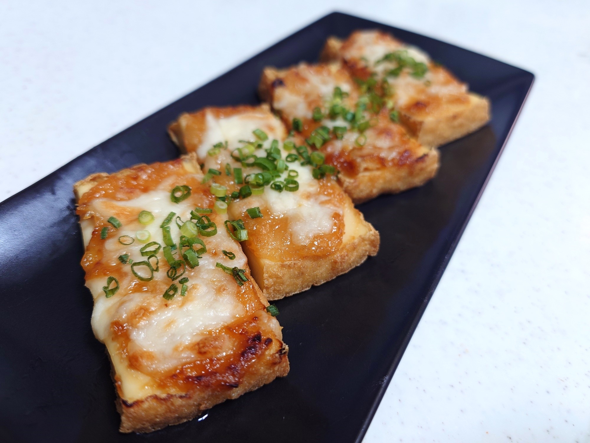 【トースターで焼くだけ】厚揚げ味噌チーズ焼き