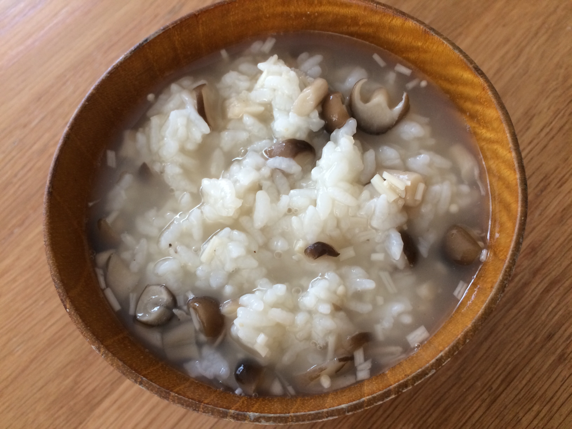 余ったお吸い物で！シメジとエノキのお粥