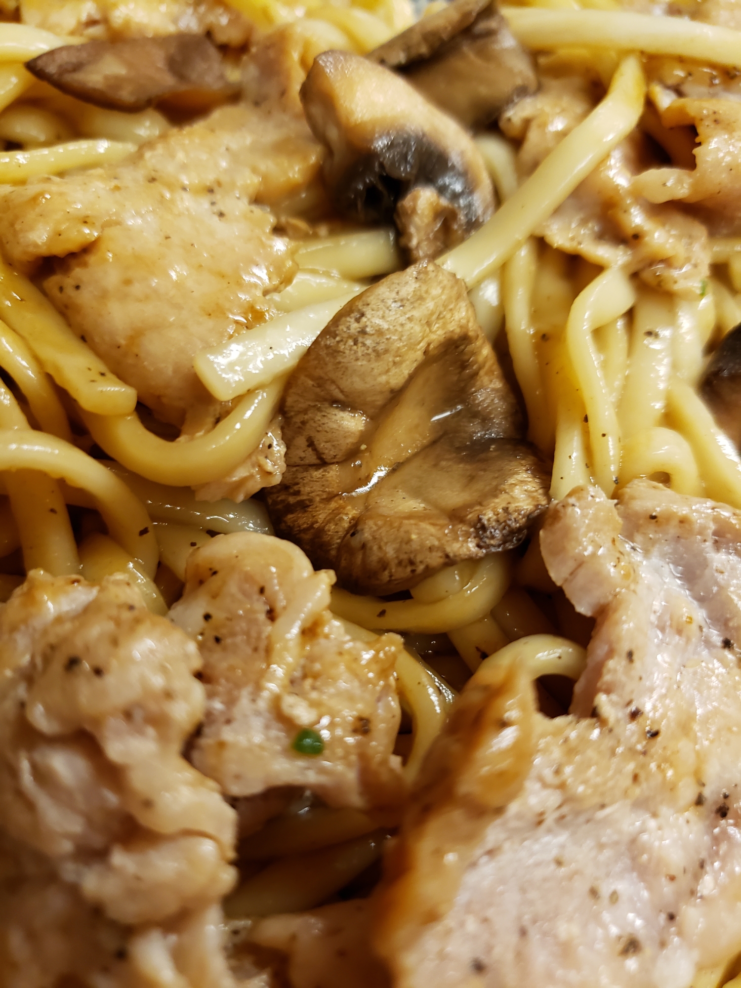 マッシュルームの焼きうどん