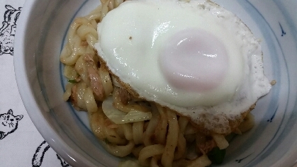 キャベツとツナの味噌マヨうどん