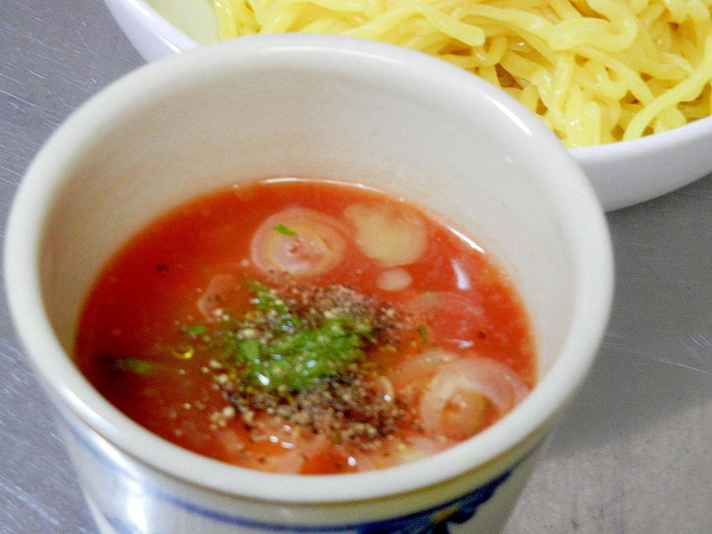 夏のランチに★トマトつけ麺