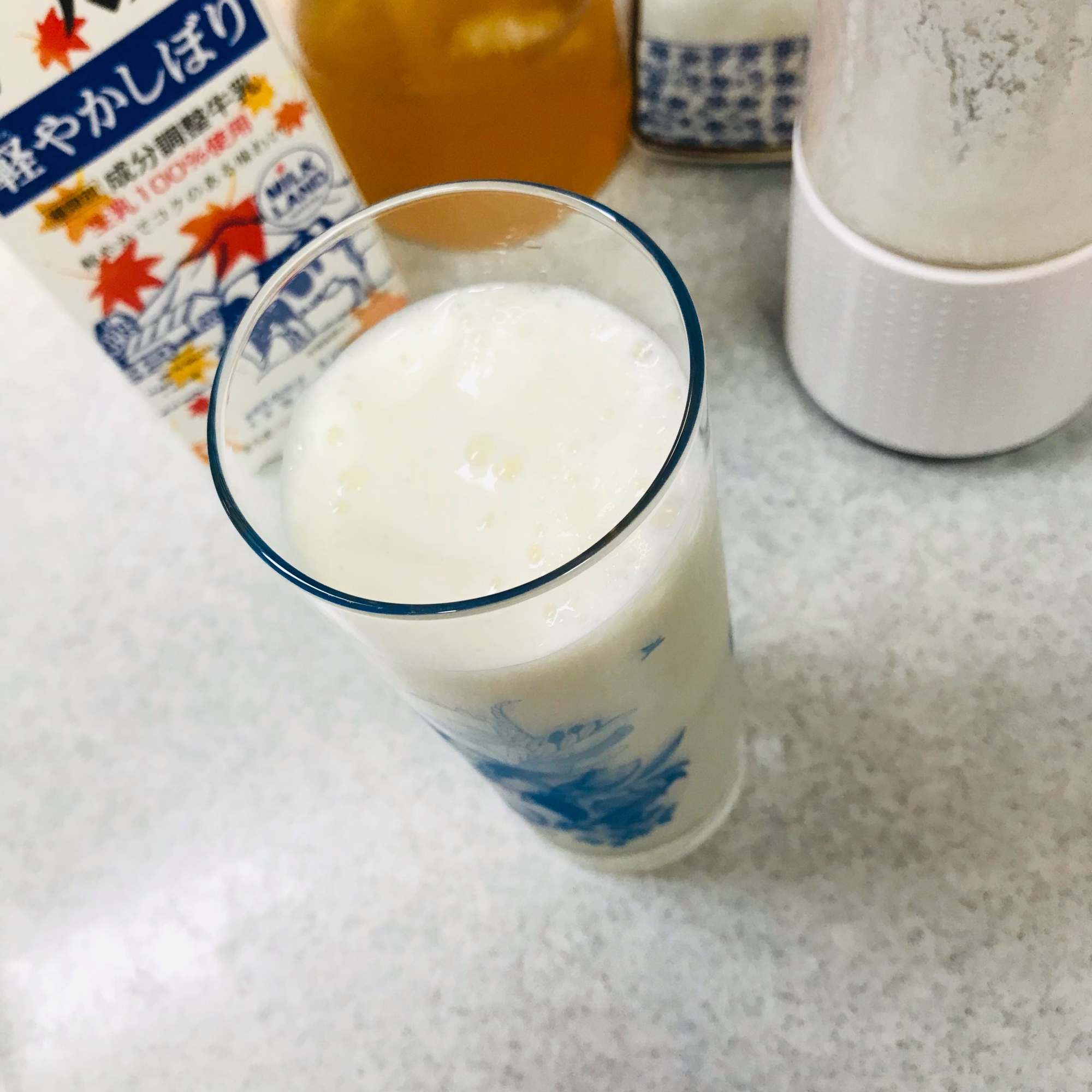 レモン酢の実と牛乳のジュース