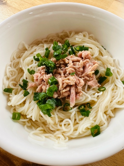 シンプルだけど美味しい♡ツナわかめそうめん♪