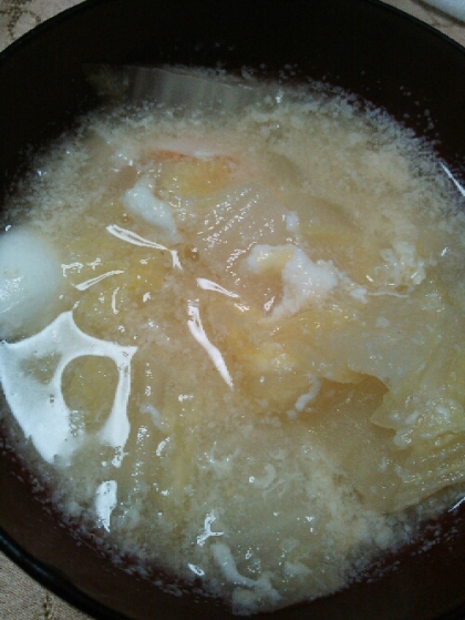 とろ～り卵と白菜の味噌汁