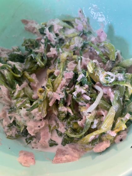 セロリの葉っぱ捨てずにツナマヨ和え♪