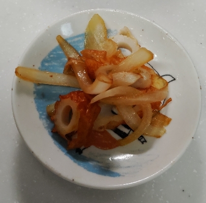 ちくわと玉ねぎの炒め物
