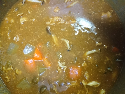 カレーに大根初めて入れました！じゃがいもよりも良いかも。美味しかったです。