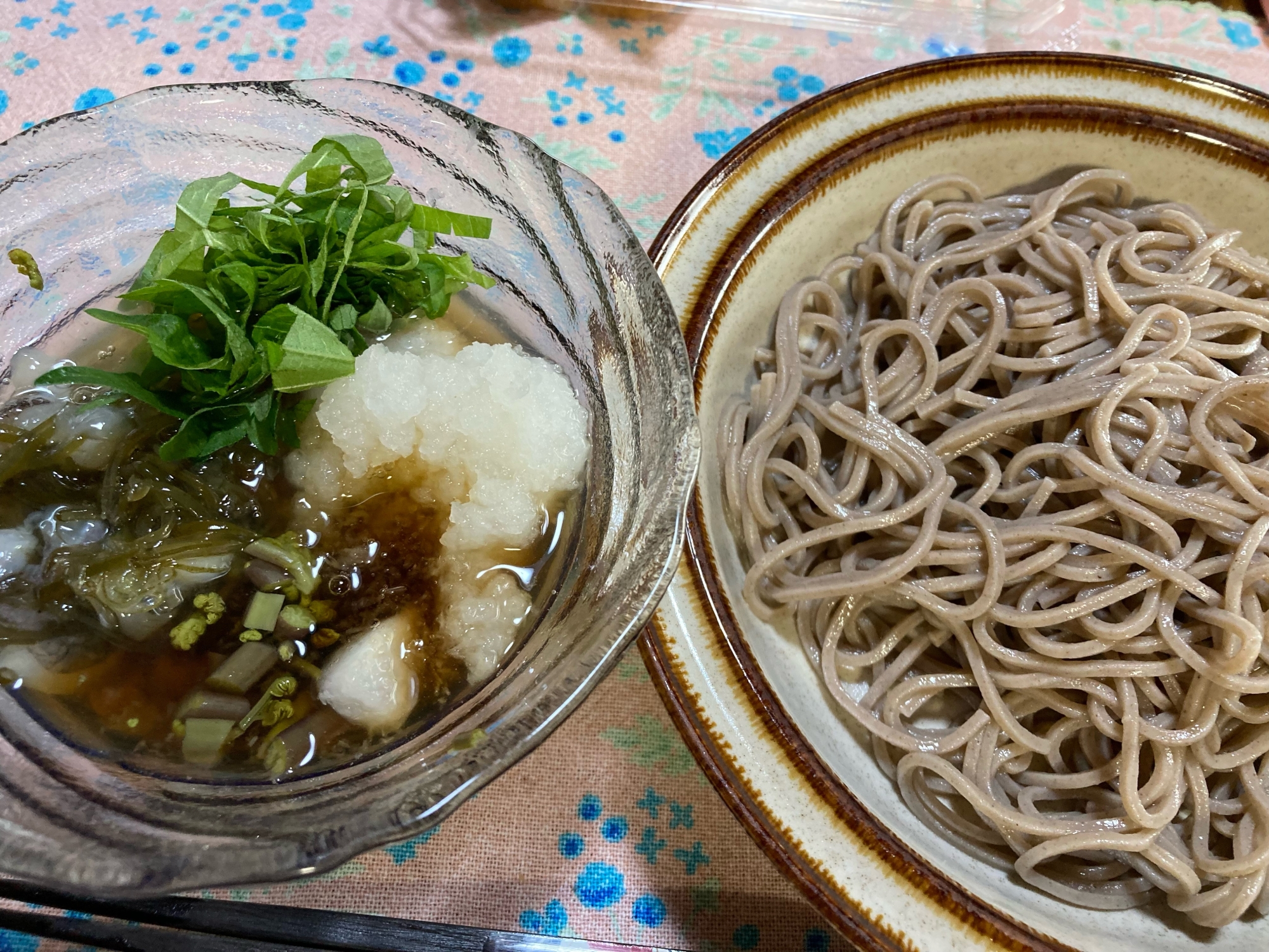 ツルンツルン♪タコワサ山菜蕎麦