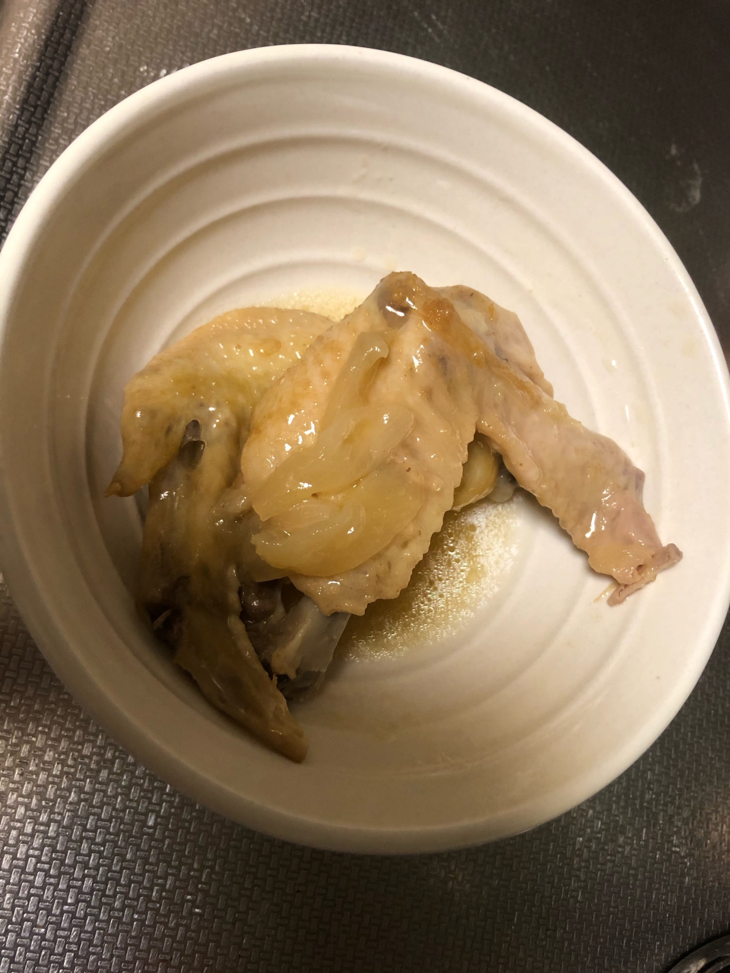 手羽先と玉ねぎの煮物