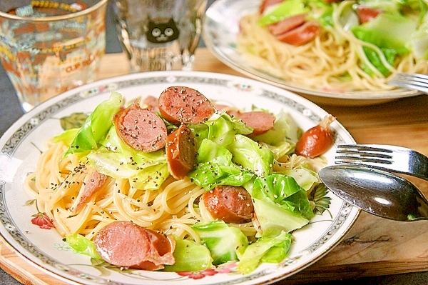 フライパン一つdeキャベツとウインナーのスープスパ レシピ 作り方 By プッチン5903 楽天レシピ