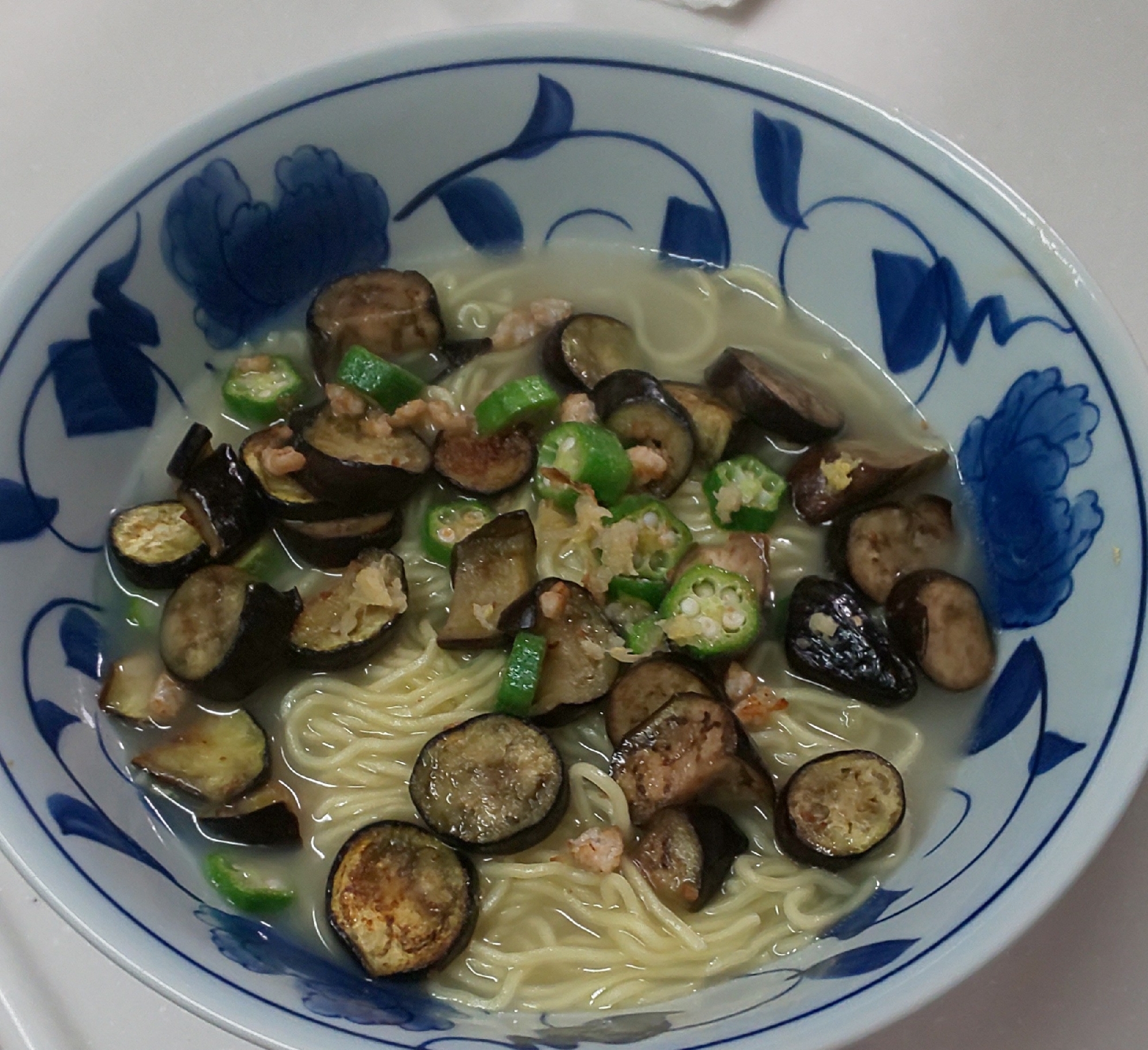 ☆野菜と鶏ひき肉のスガキヤラーメン☆