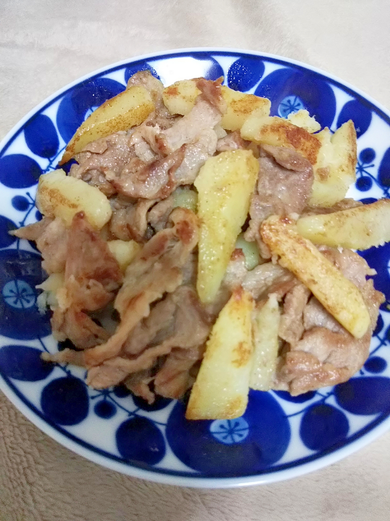 じゃがいもと豚肉の炒め物