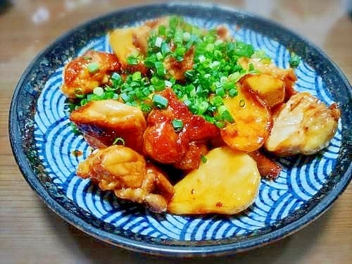 フライパンで簡単♪ 里芋と鶏の照り煮☆