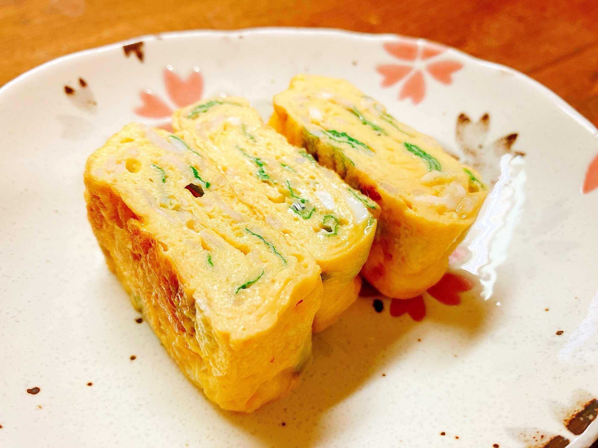 卵1個☆シソとしらすの卵焼き