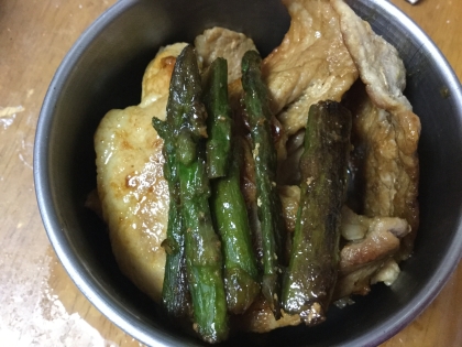 ご飯が進む☆豚肉とアスパラの生姜焼き