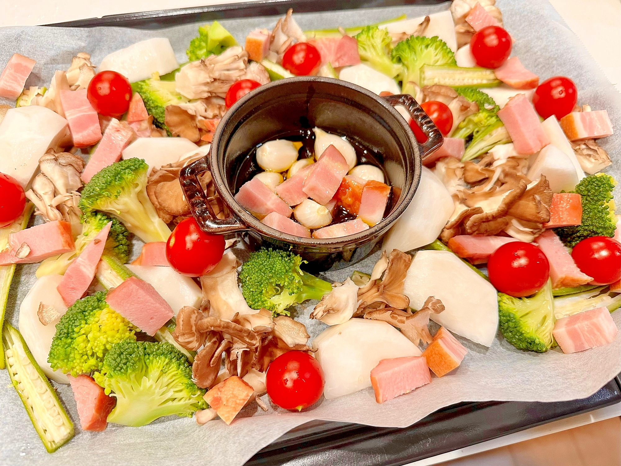 野菜たっぷり！切って並べて美味しいグリルサラダ