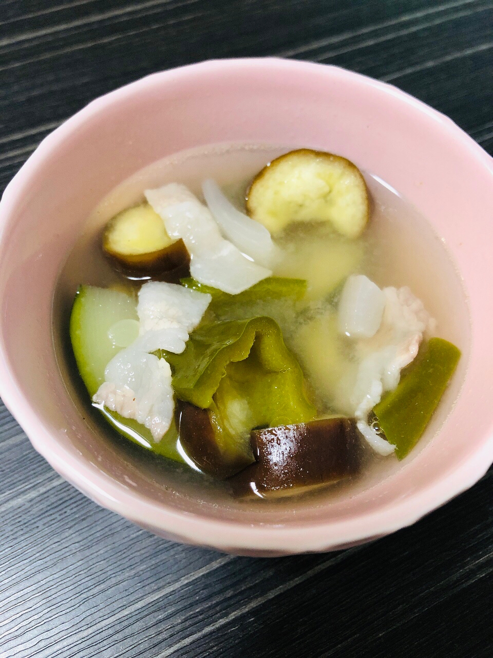 豚バラと夏野菜たっぷりの栄養◎味噌汁