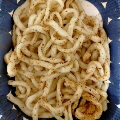 にんにく醤油で　具なし焼きうどん