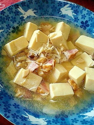 ふっくら!「高野とベーコン、ミックスキノコの煮物」
