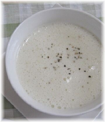 水を加えずに牛乳だけで作ってみました～♪優しい味わいのスープで、ほっこり温まりました☆”ごちそうさまです＾＾*