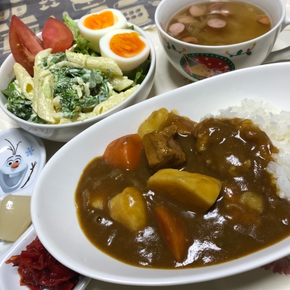 カレーの付け合わせに作りました(^^)きゅうりにんじんトマト入っていませんが、美味しく出来ました(^^)簡単な味付けなのでリピートしたいと思います！