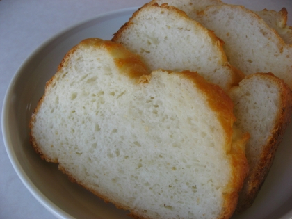 ホームベーカリーで作る、モチモチご飯パン♪