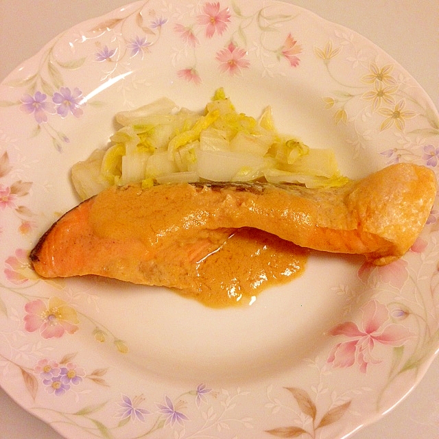 超簡単 鮭のムニエル 味噌クリームソース レシピ 作り方 By Jdndf419 楽天レシピ