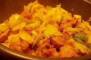 野菜たっぷり☆鶏味噌煮込み鍋