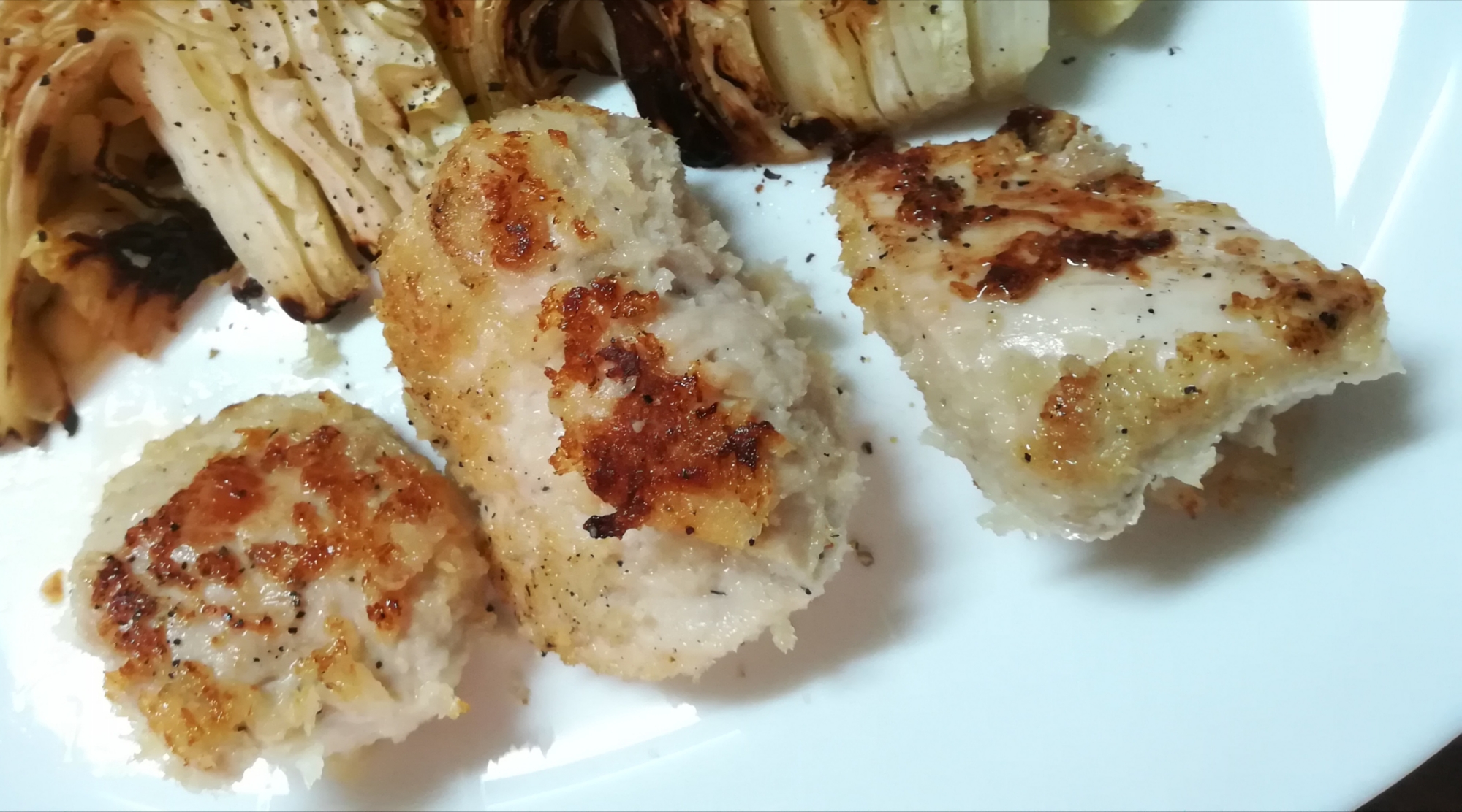 鶏むね肉のパン粉焼き