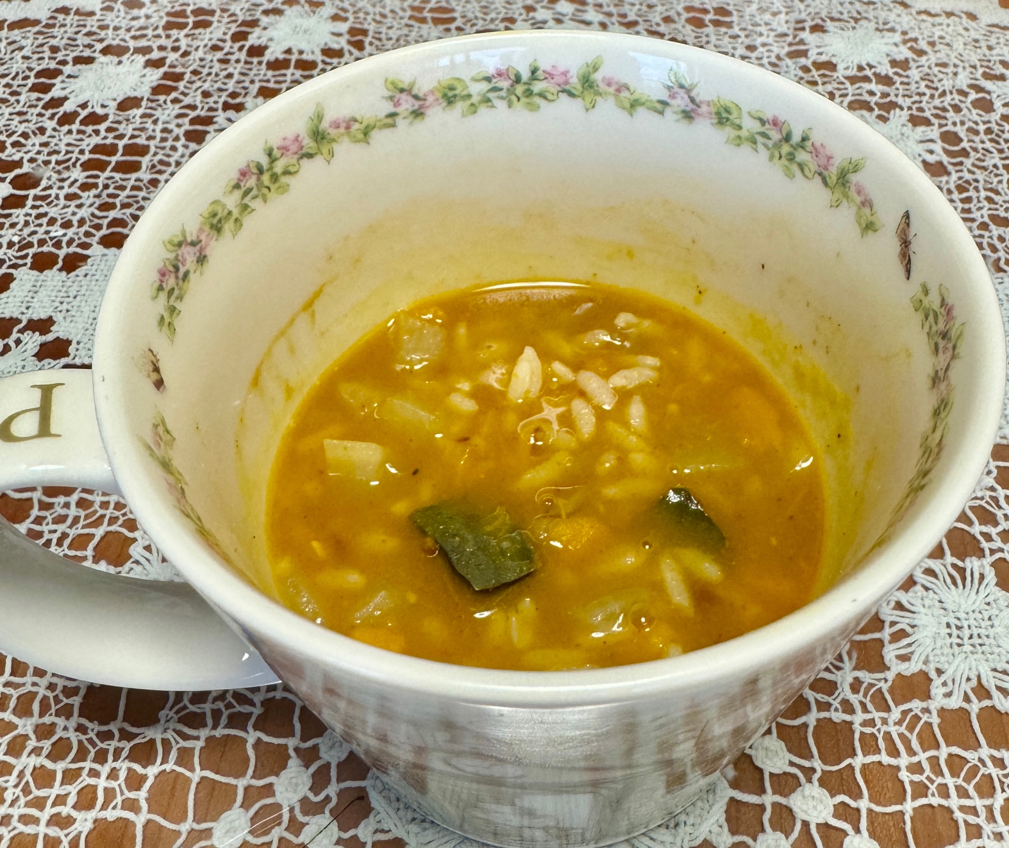 (4)簡単にマグカップで‼️作り置きスープで☆リゾット