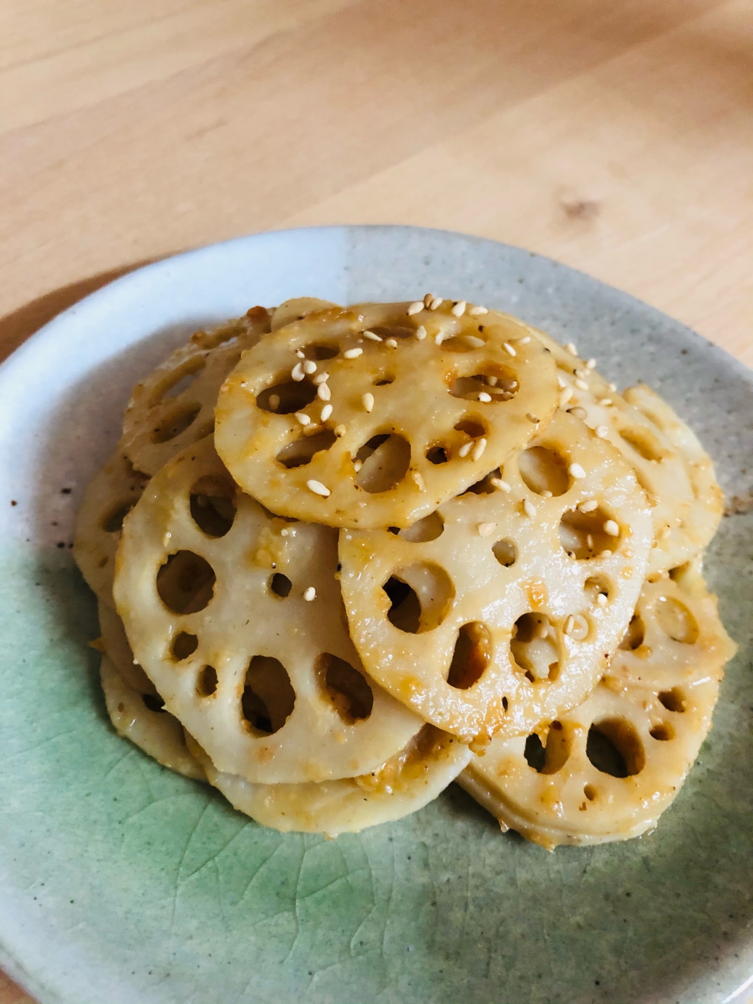 れんこんのごま味噌和え