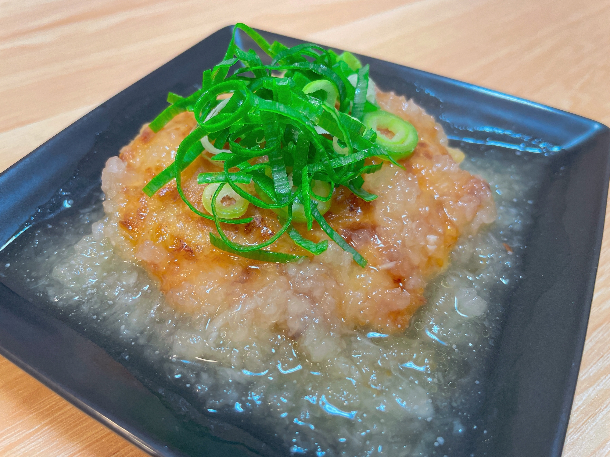 さっぱり美味しい!みぞれソースのつくねハンバーグ