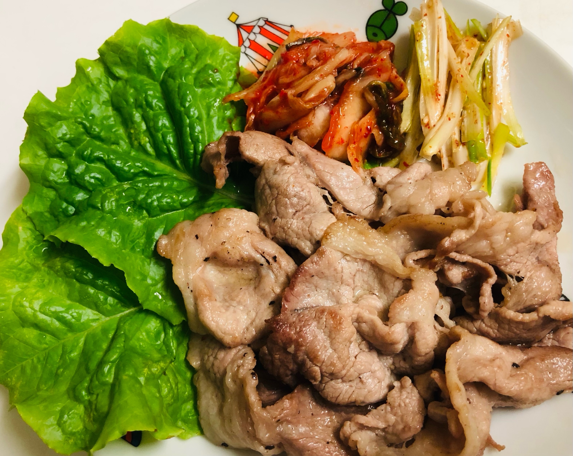 フライパンで♪豚こまのサムギョプサル風