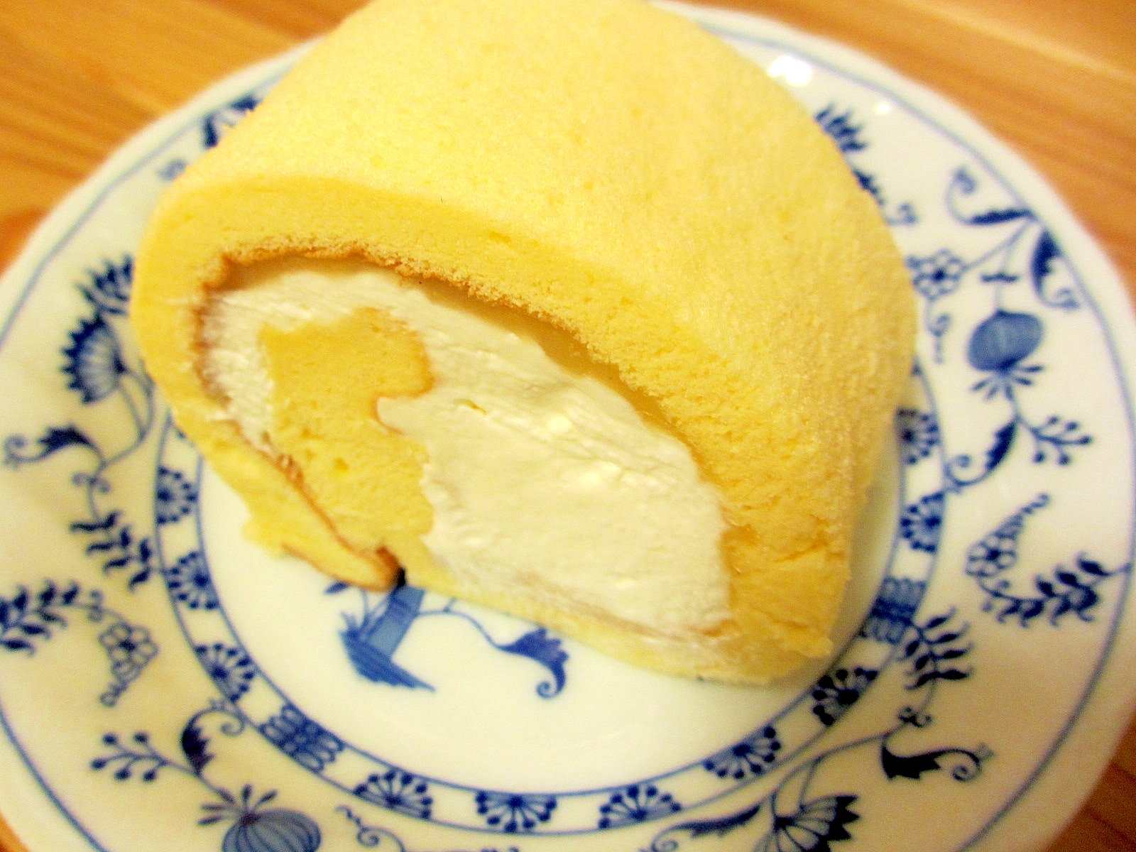 ダブルクリームロールケーキ