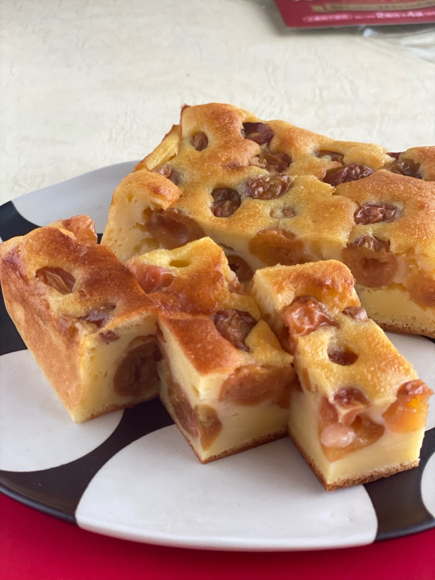 さくらんぼの砂糖漬けからのヨーグルトケーキ