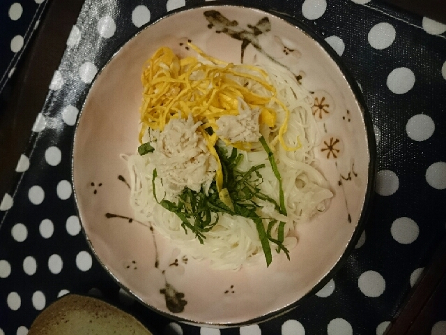 ぶっかけ３色そうめん