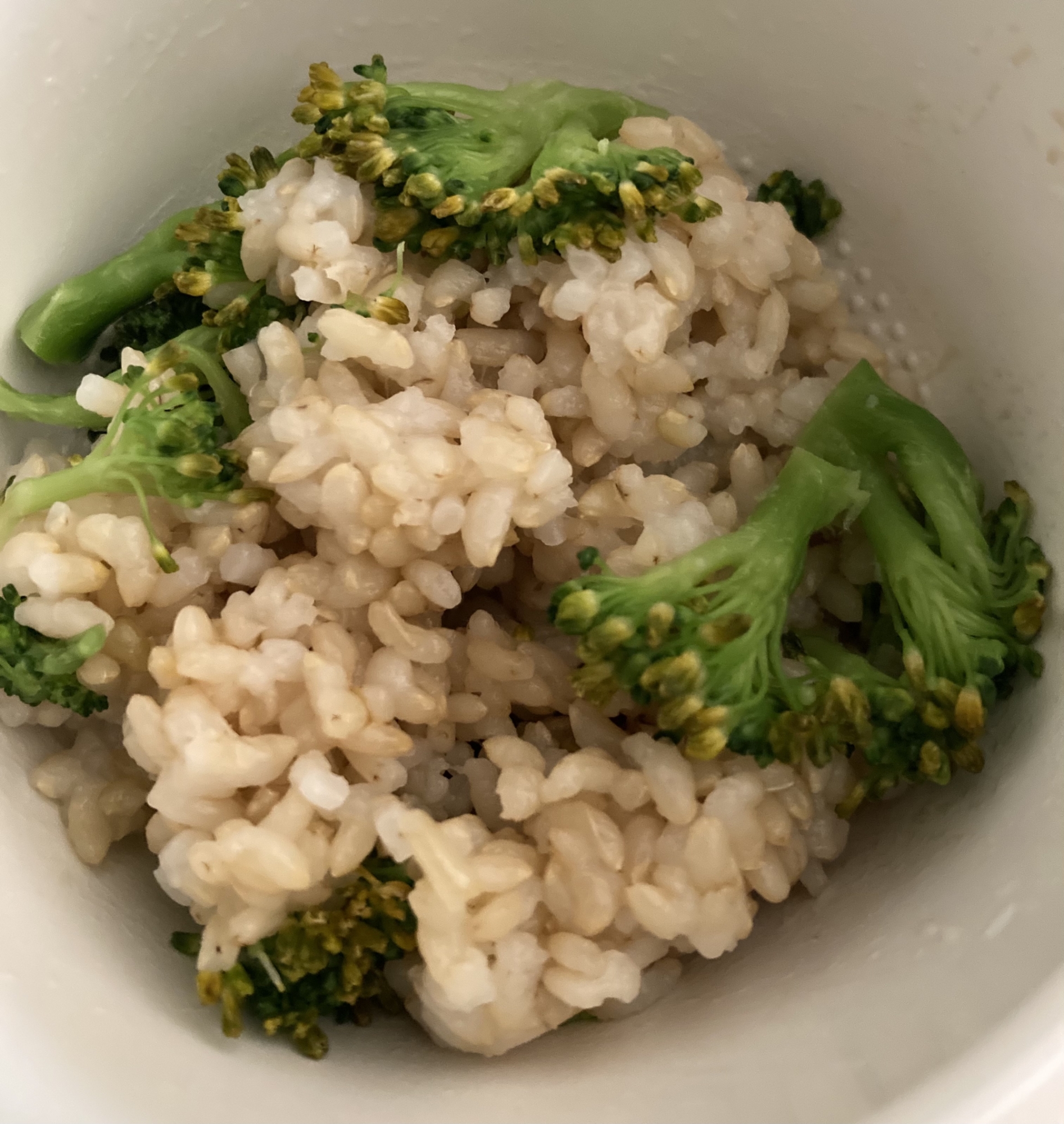 ブロッコリー入りの炊き込みご飯 レシピ 作り方 By へんてこへんてこママ 楽天レシピ