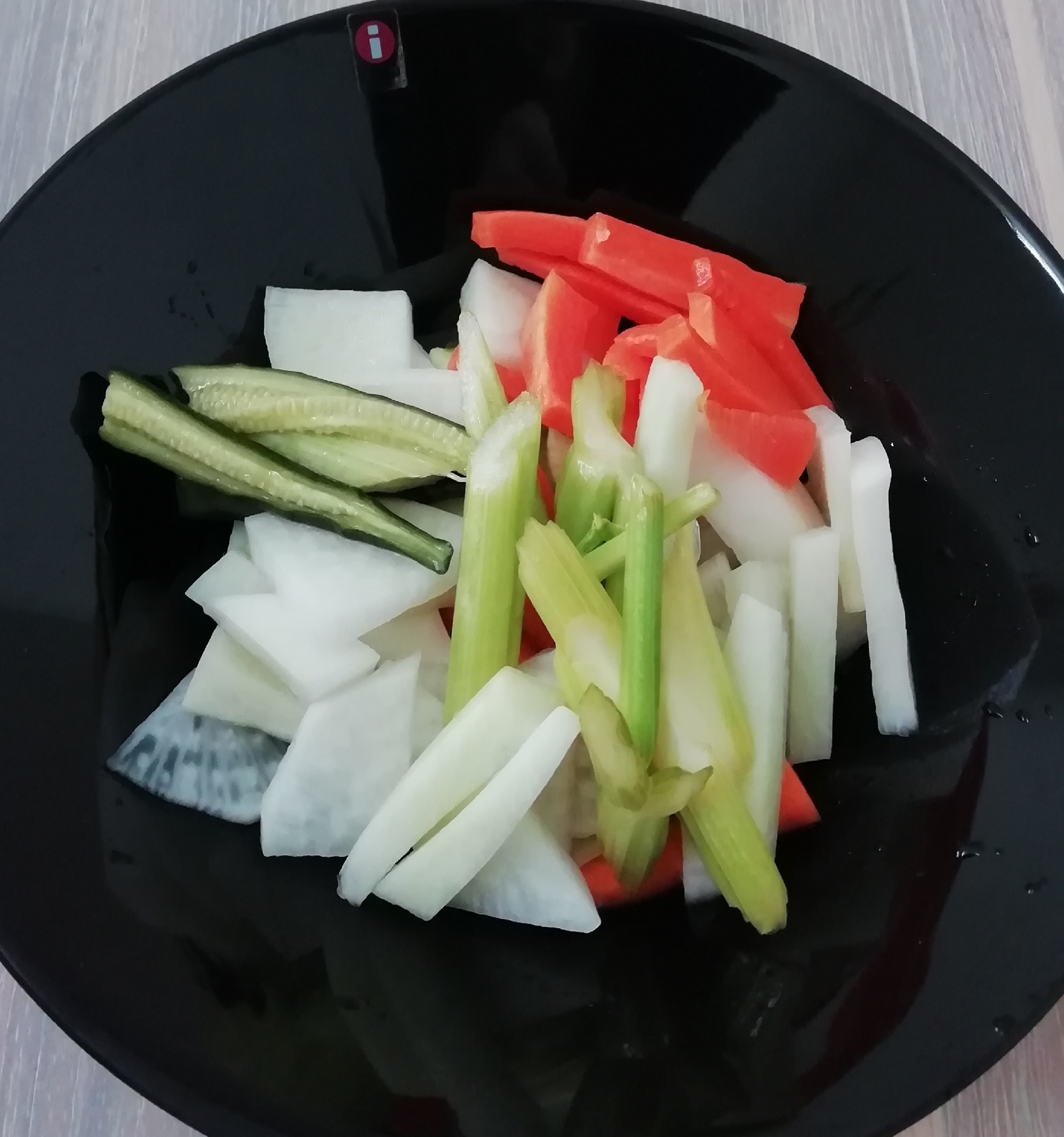 らっきょう酢で作る簡単ピクルス