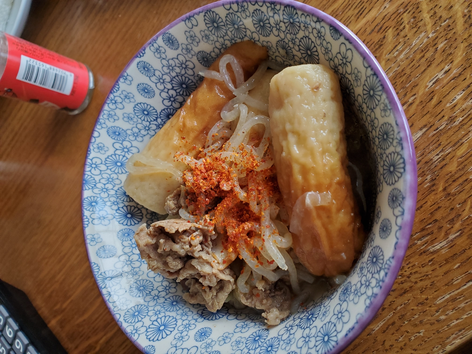 糸こんにゃくとちくわ、牛肉の煮物